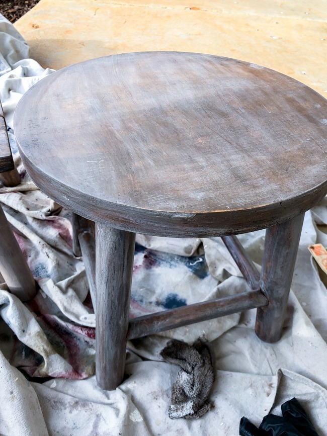 DIY plant stand from upcycled bar stool-16