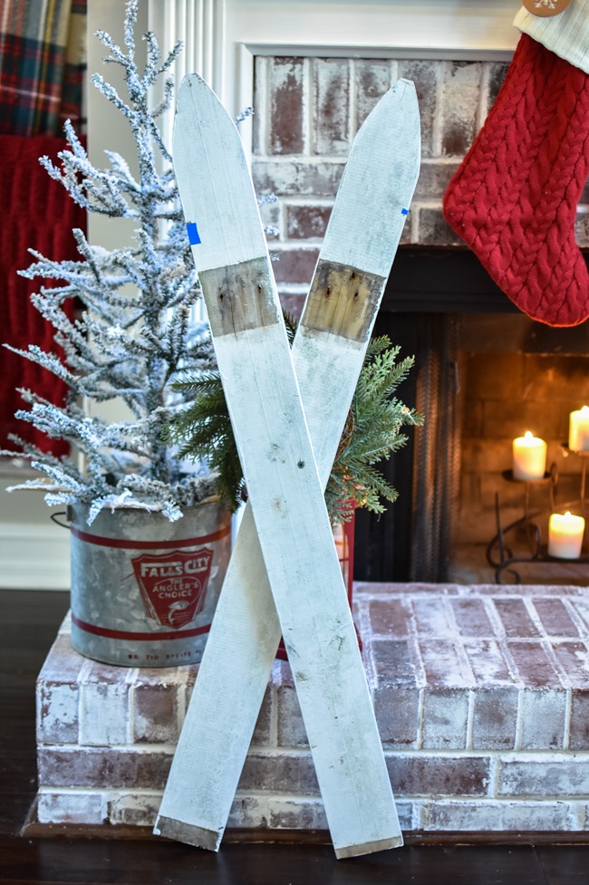 DIY Ski decor made from fence pickets - 2