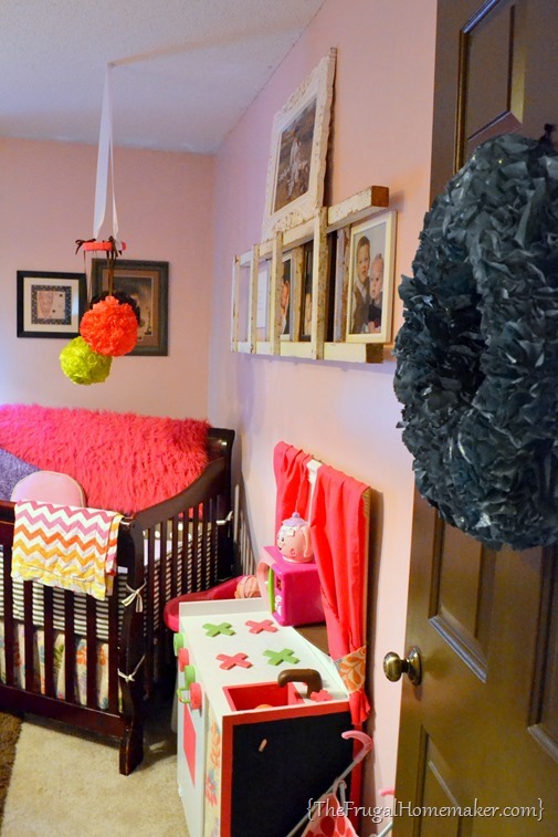 pink girls bedroom