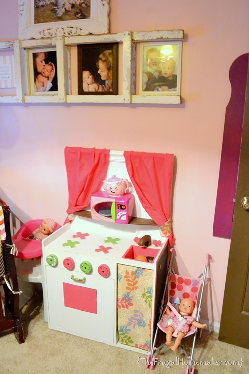 pink girls bedroom