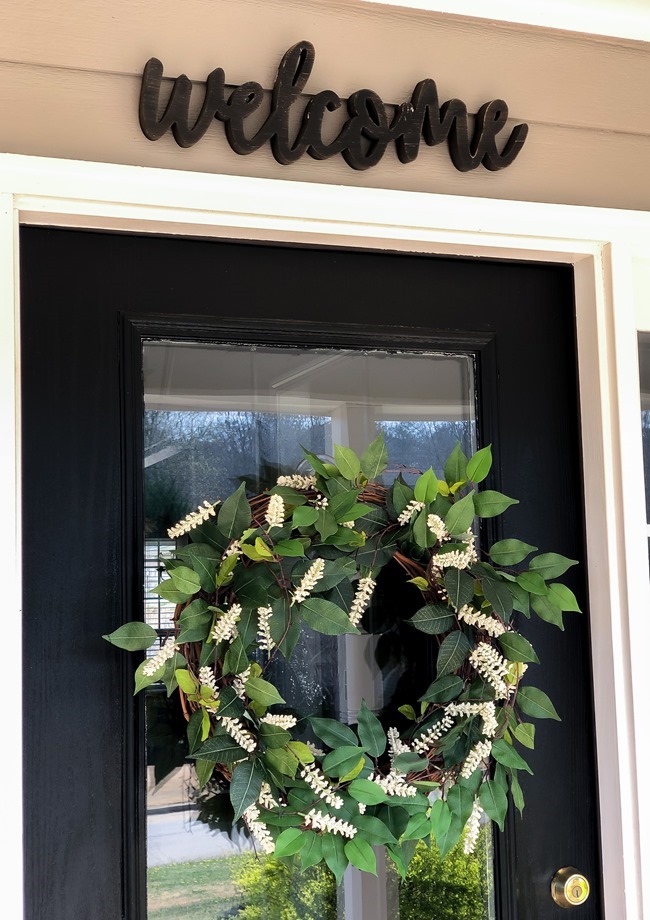 Green and White DIY Simple Spring Wreath-8