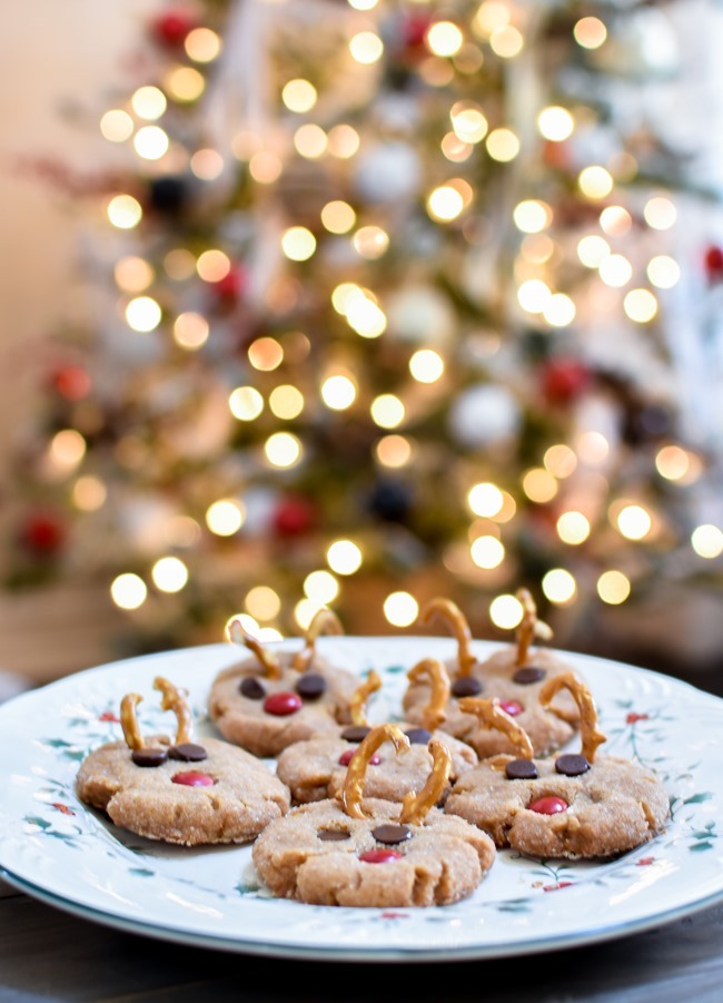 Peanut Butter Rudolph Cookies easy for kids to make-1
